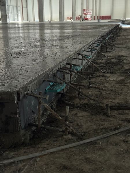 Профіль для деформаційних швів Arfen Slab Joint SJ 185 сталь, довжина 3 метра SJ 185 фото від Arfen